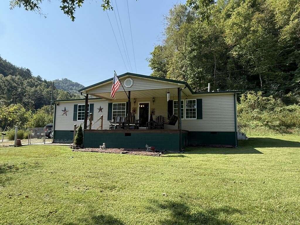 1.52 Acres of Land with Home for Sale in Paintsville, Kentucky