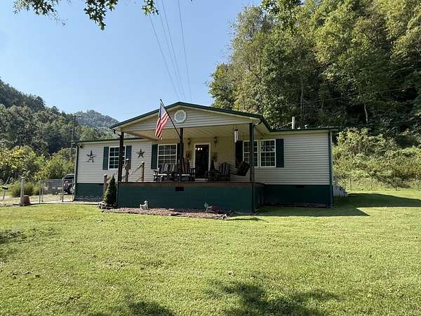 1.52 Acres of Land with Home for Sale in Paintsville, Kentucky