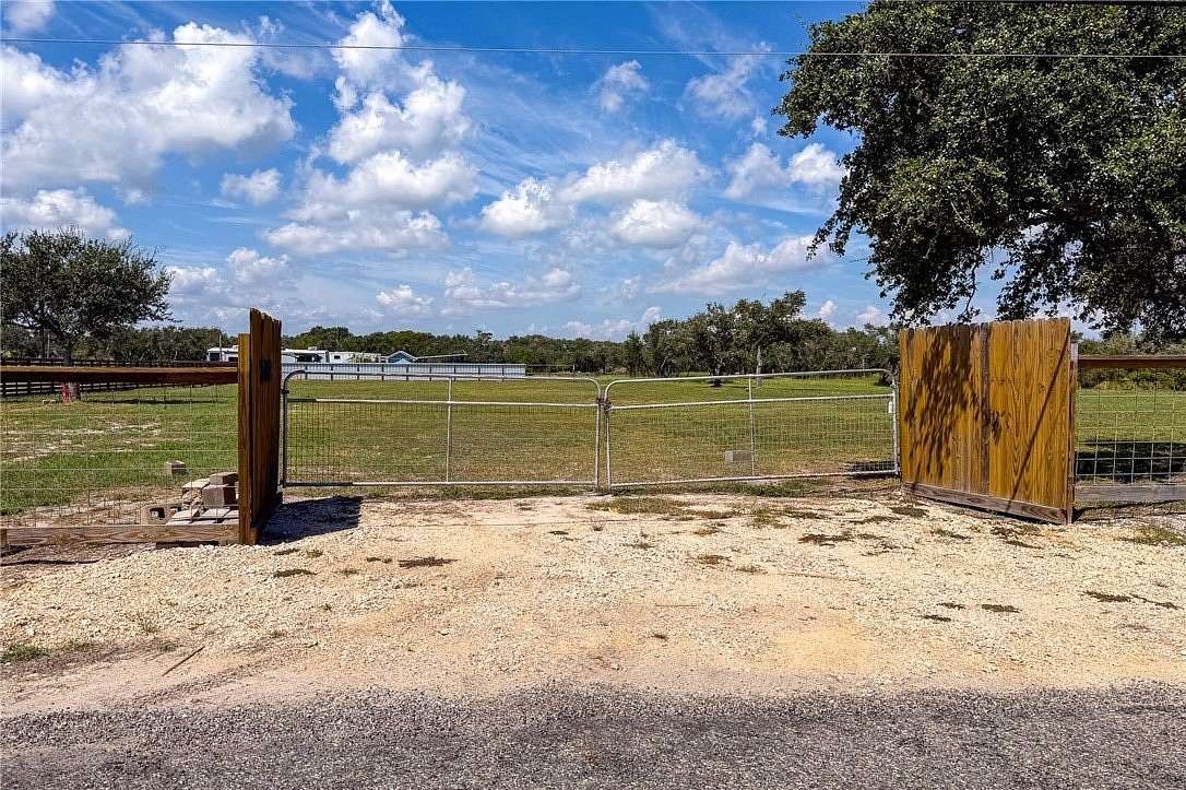 1.56 Acres of Land for Sale in Aransas Pass, Texas