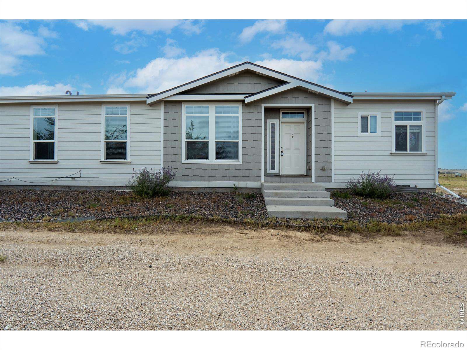 19.8 Acres of Land with Home for Sale in Watkins, Colorado