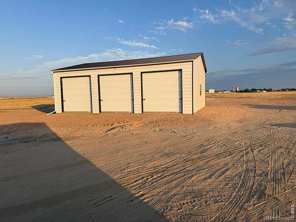 39.4 Acres of Land with Home for Sale in Nunn, Colorado