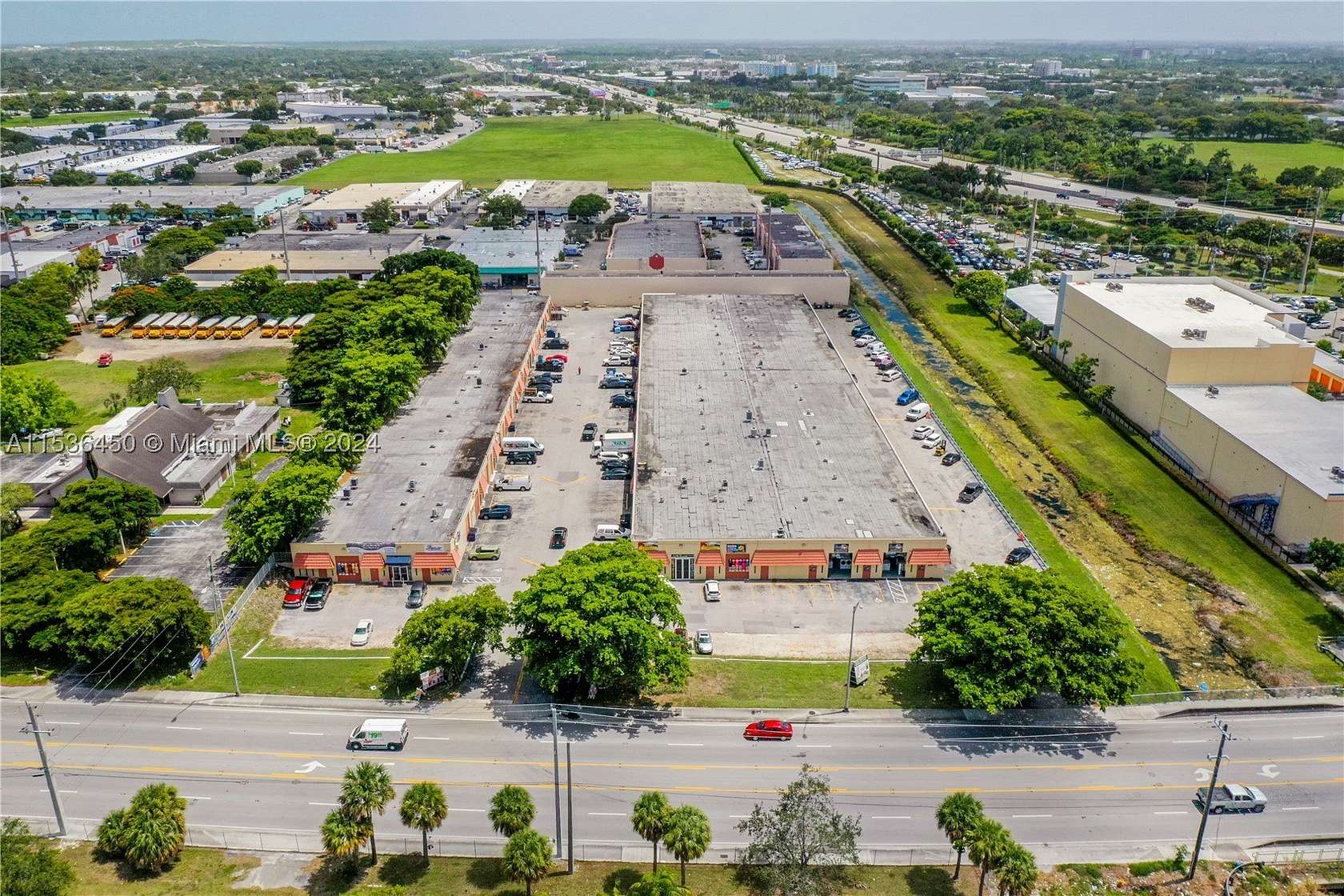 4.47 Acres of Commercial Land for Lease in Miami, Florida