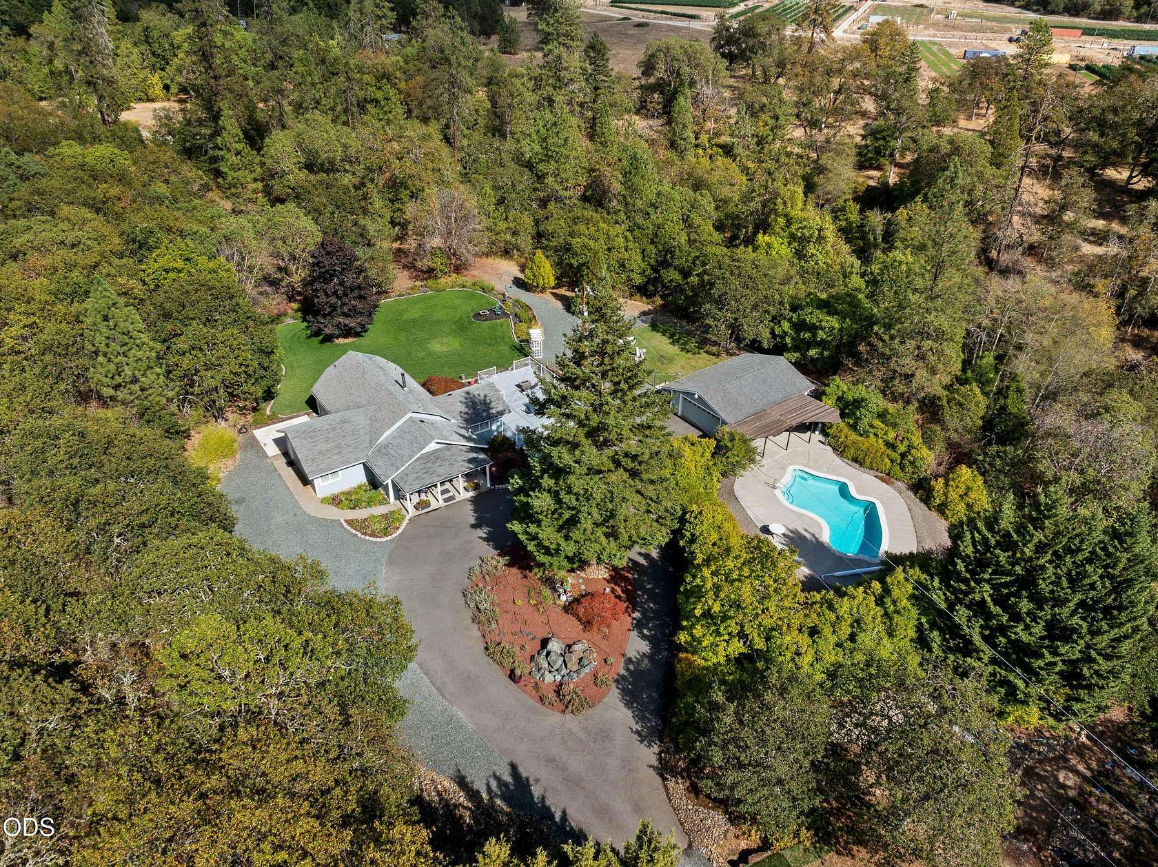 5.4 Acres of Land with Home for Sale in Grants Pass, Oregon