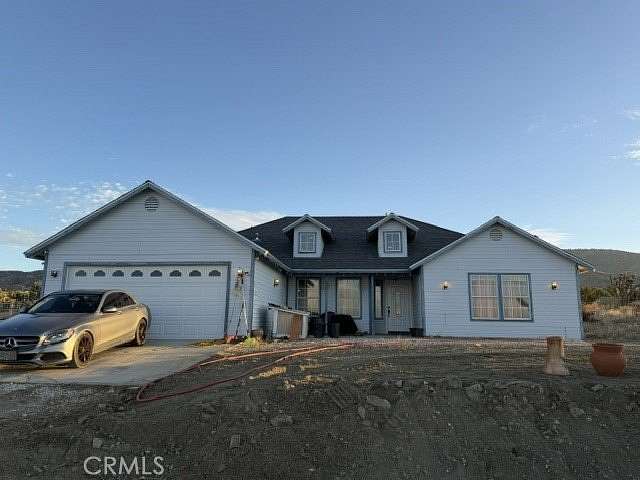 2 Acres of Land with Home for Sale in Piñon Hills, California