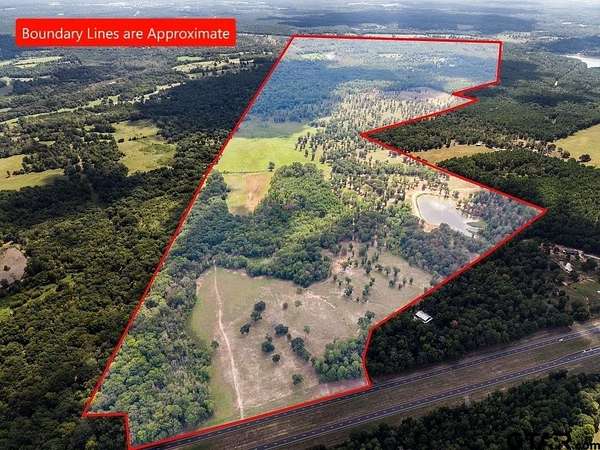 274 Acres of Land with Home for Sale in Palestine, Texas