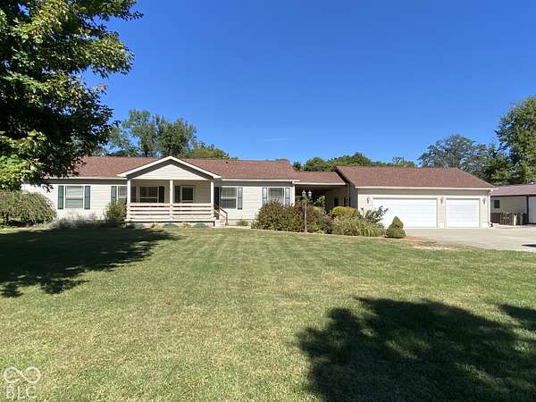 1.85 Acres of Land with Home for Sale in Clinton, Indiana