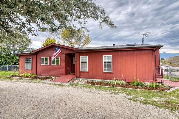 2.24 Acres of Land with Home for Sale in Corvallis, Montana