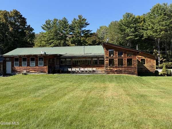 5 Acres of Improved Commercial Land for Sale in Elizabethtown, New York