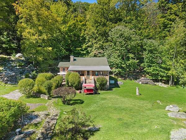 2.29 Acres of Land with Home for Sale in Lake Peekskill, New York