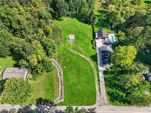 2.5 Acres of Residential Land for Sale in Chardon, Ohio