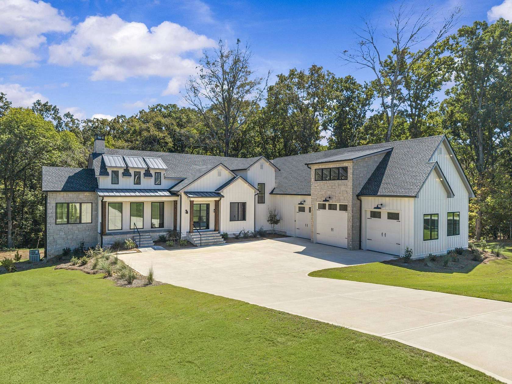 1.55 Acres of Land with Home for Sale in Greensboro, Georgia