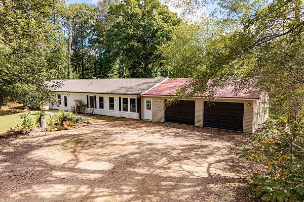 7.5 Acres of Land with Home for Sale in Dresden, Tennessee