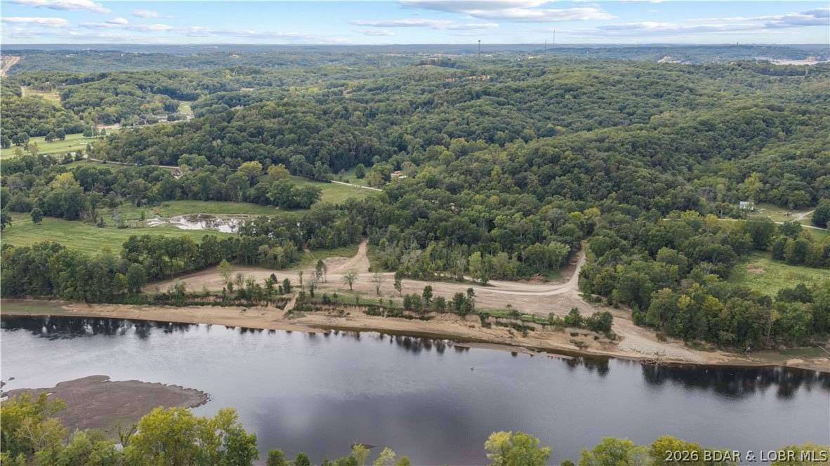 1 Acre of Residential Land for Sale in Lake Ozark, Missouri