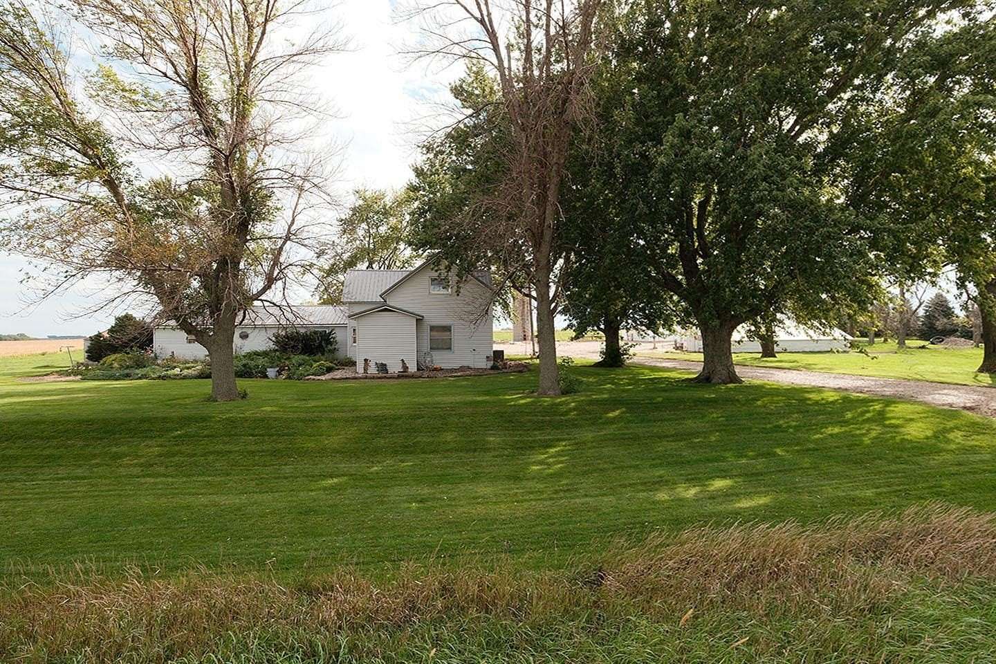 10.2 Acres of Improved Land for Sale in Rock Valley, Iowa