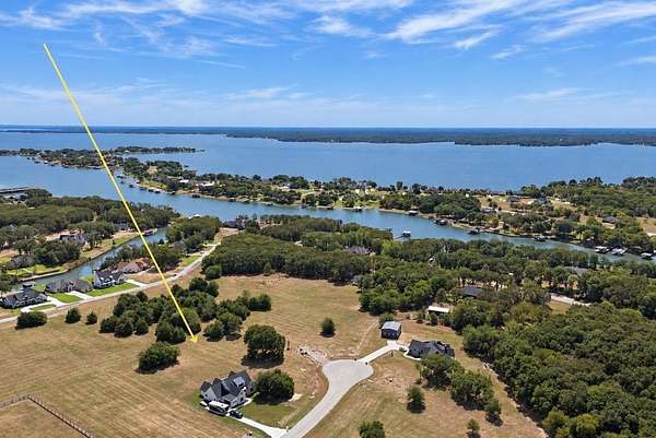 1 Acre of Residential Land for Sale in Corsicana, Texas