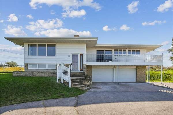 2.7 Acres of Land with Home for Sale in Cedar Rapids, Iowa