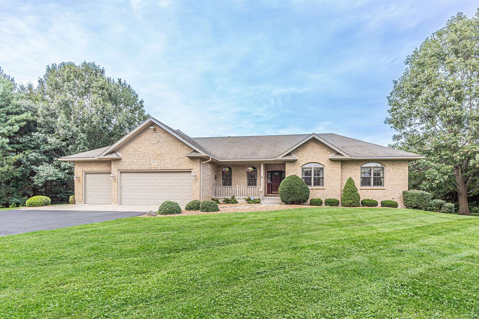 2.4 Acres of Land with Home for Sale in Woodstock, Illinois