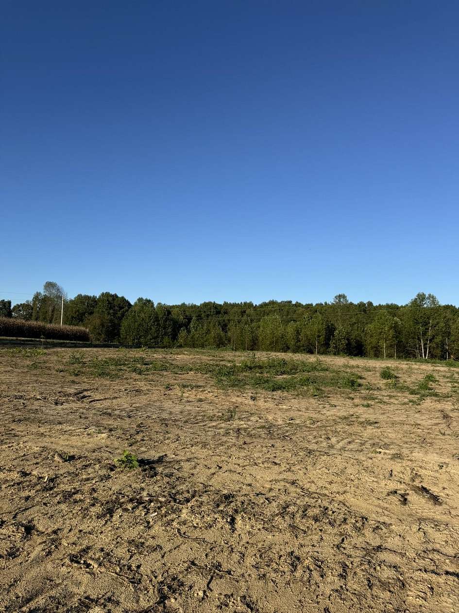 10.7 Acres of Land for Sale in Russell Springs, Kentucky