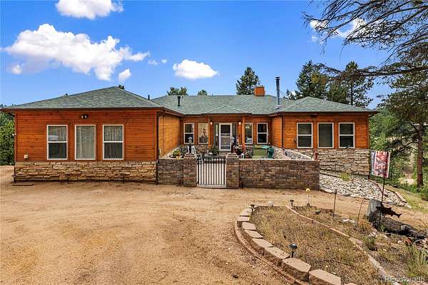 2.33 Acres of Land with Home for Sale in Divide, Colorado