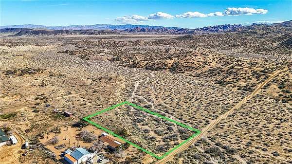 1.24 Acres of Land for Sale in Pioneertown, California