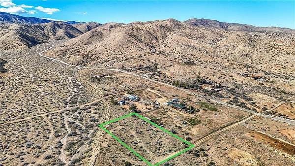 1.24 Acres of Land for Sale in Pioneertown, California