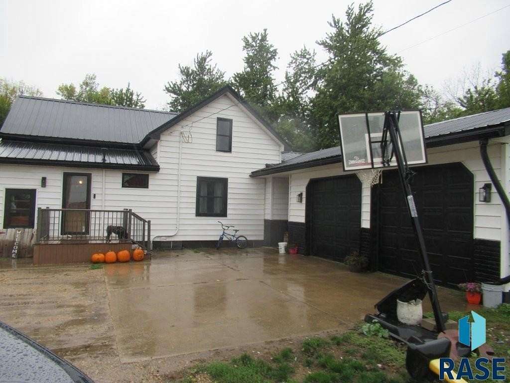 6 Acres of Land with Home for Sale in Chandler, Minnesota