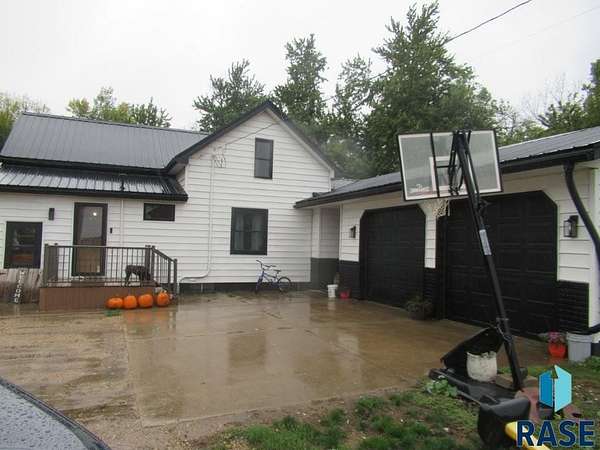 6 Acres of Land with Home for Sale in Chandler, Minnesota
