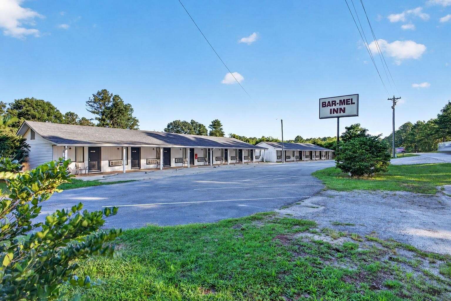 1.6 Acres of Improved Commercial Land for Sale in McCormick, South Carolina