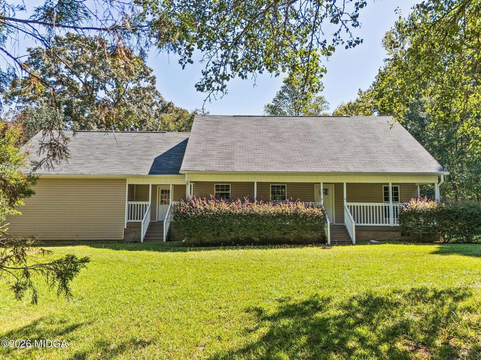 20.4 Acres of Land with Home for Sale in Forsyth, Georgia
