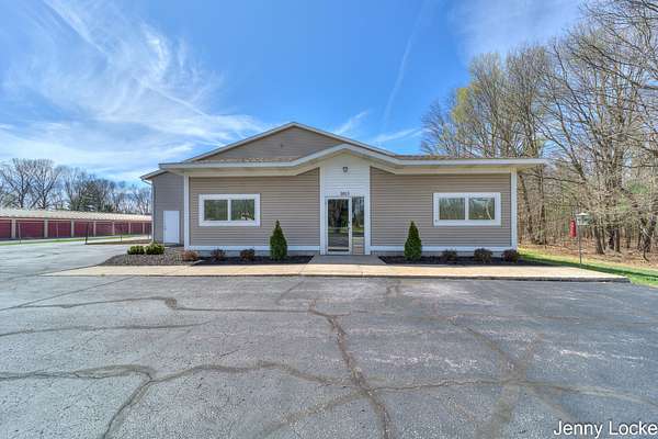1.69 Acres of Improved Commercial Land for Sale in Muskegon, Michigan