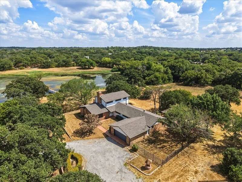 25.5 Acres of Land with Home for Sale in Burleson, Texas