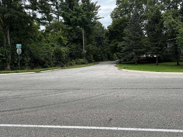 0.95 Acres of Commercial Land for Sale in Battle Creek, Michigan