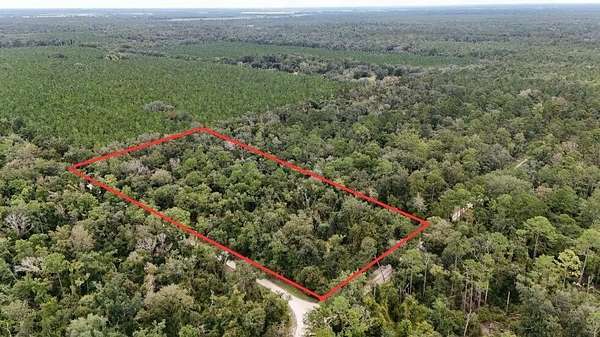 4 Acres of Residential Land for Sale in Live Oak, Florida