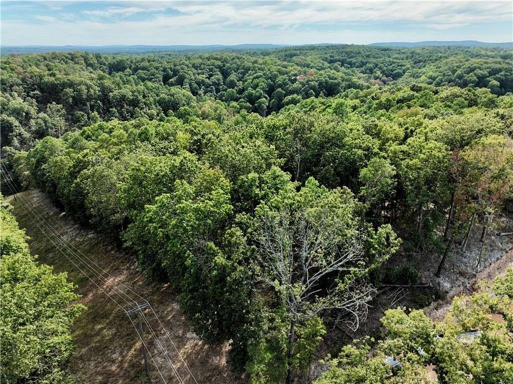 28 Acres of Recreational Land for Sale in Rogers, Arkansas