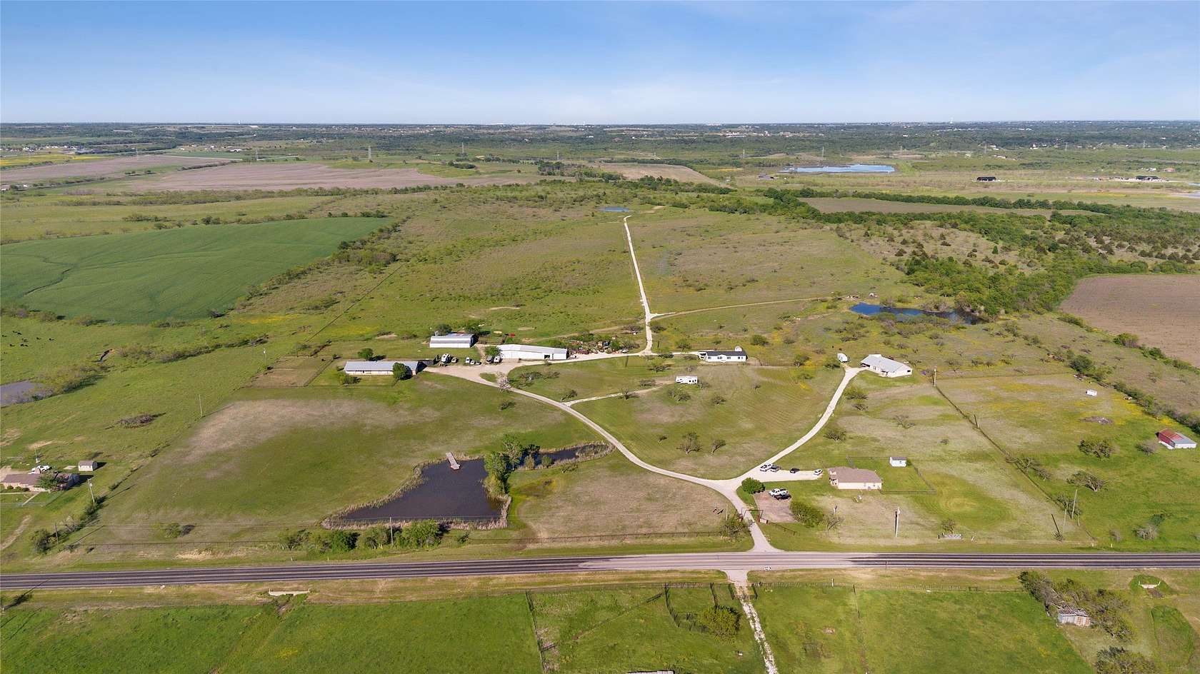 136 Acres of Land for Sale in Maypearl, Texas