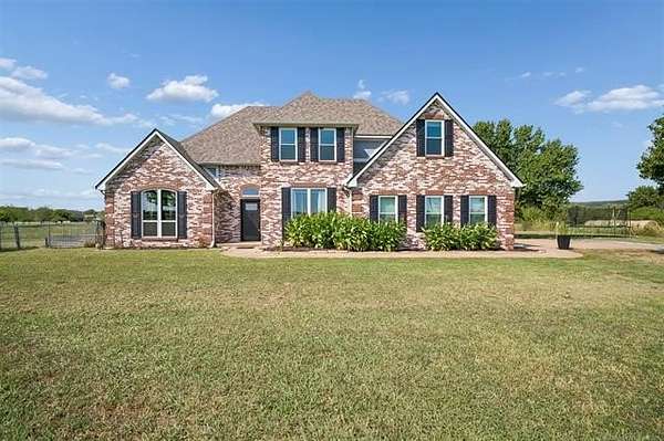 2 Acres of Land with Home for Sale in Mounds, Oklahoma