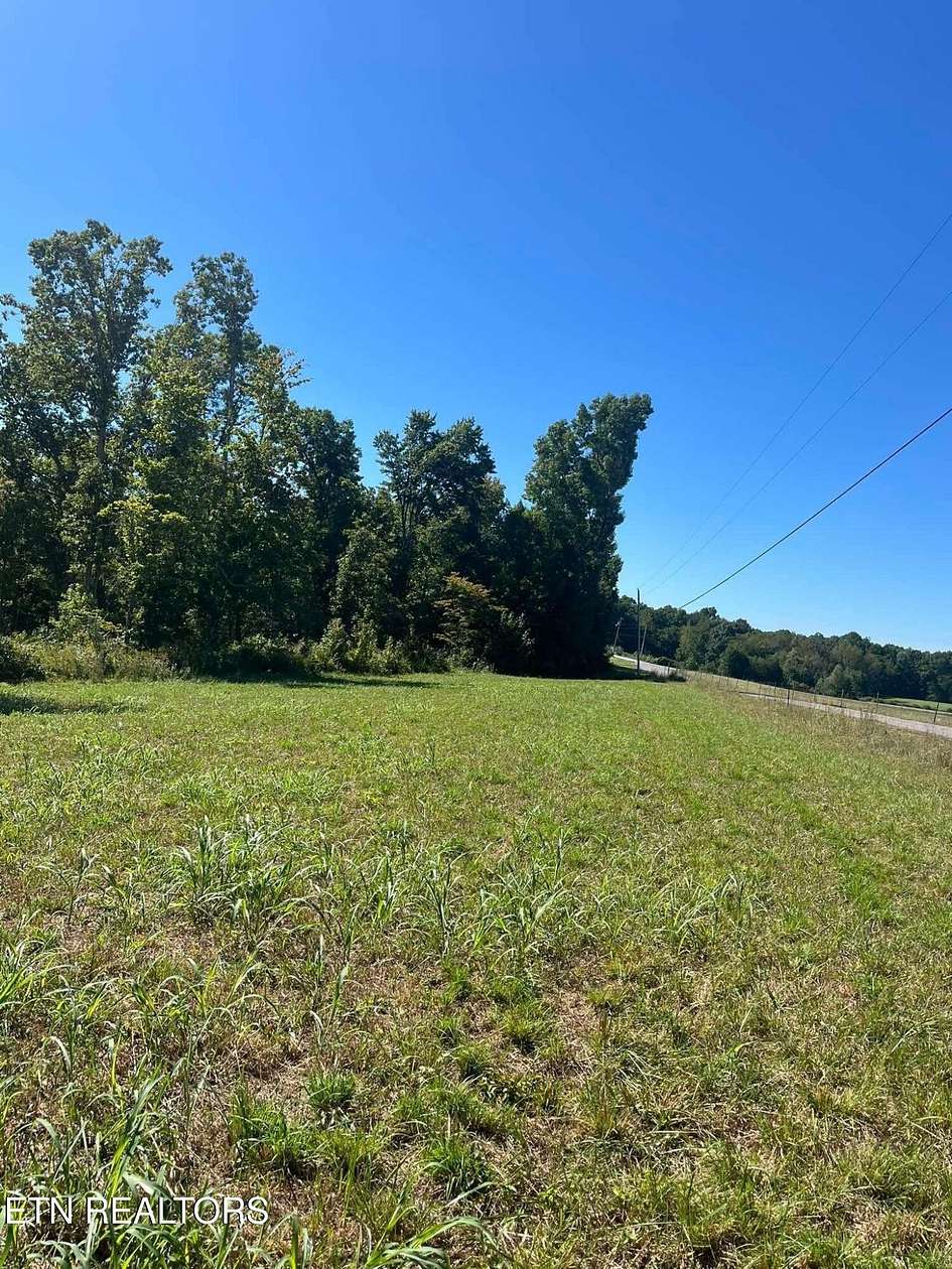 9 Acres of Mixed-Use Land for Sale in Robbins, Tennessee