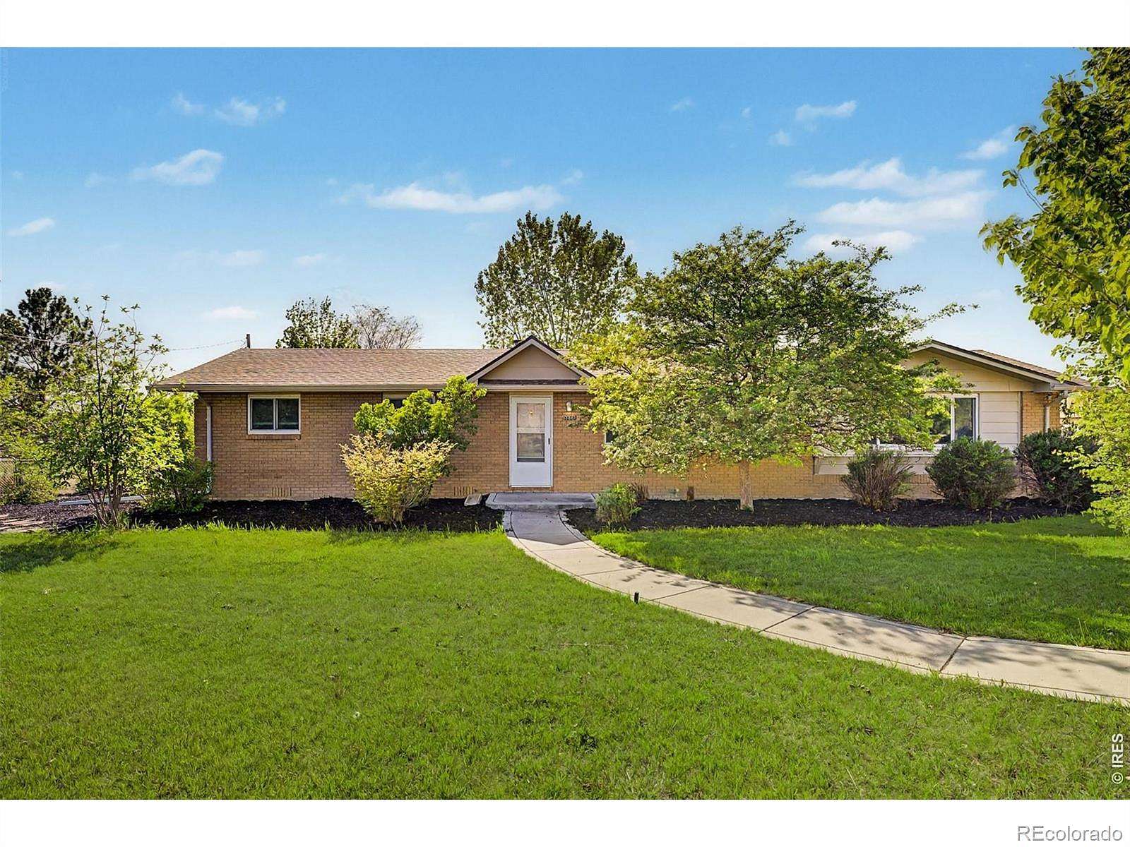 6.88 Acres of Land with Home for Sale in Longmont, Colorado