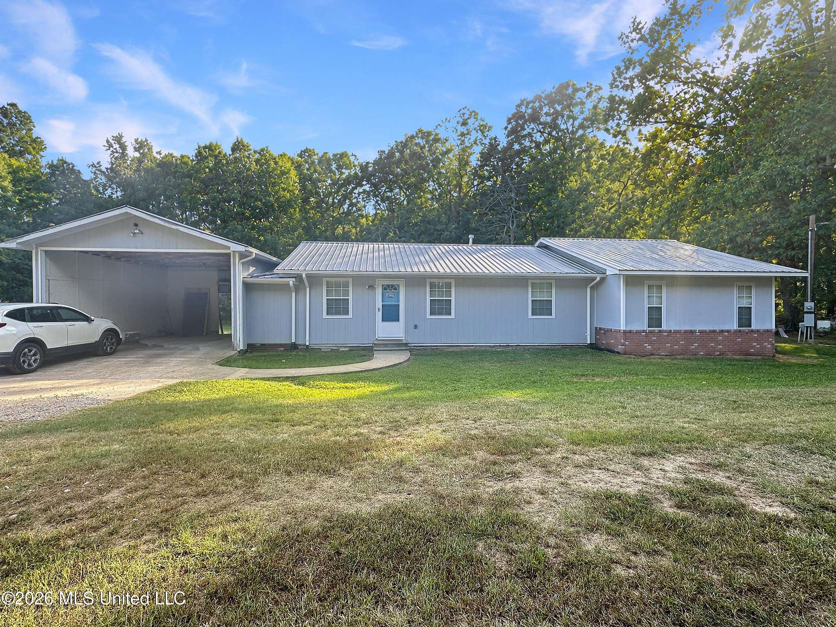 1.5 Acres of Land with Home for Sale in Florence, Mississippi