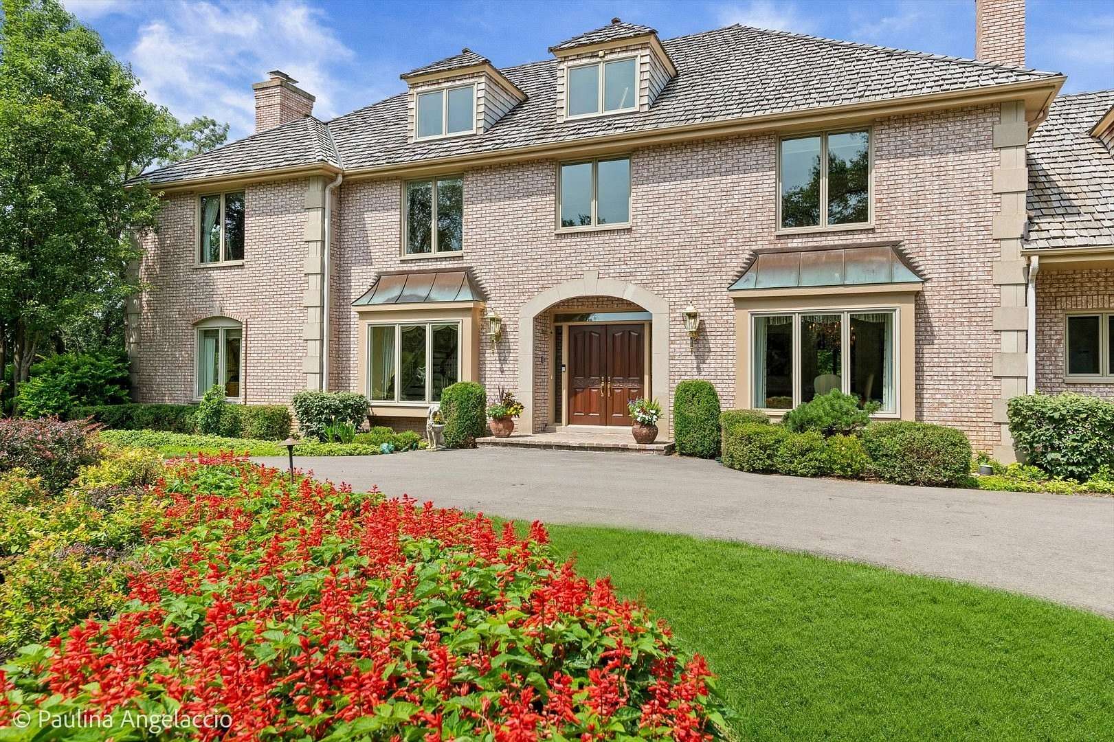 5.32 Acres of Land with Home for Sale in Barrington Hills, Illinois