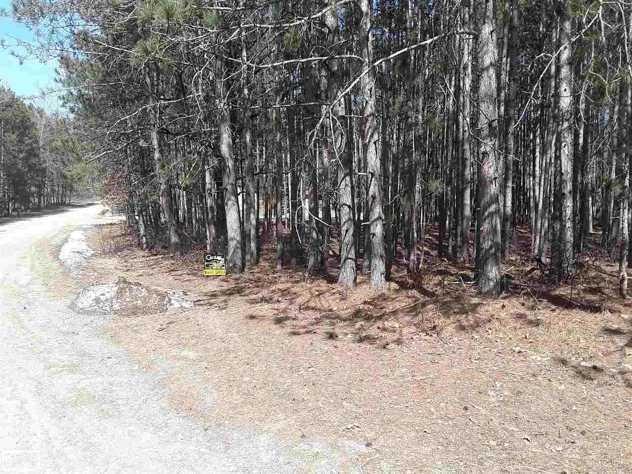 0.43 Acres of Residential Land for Sale in Stanwood, Michigan
