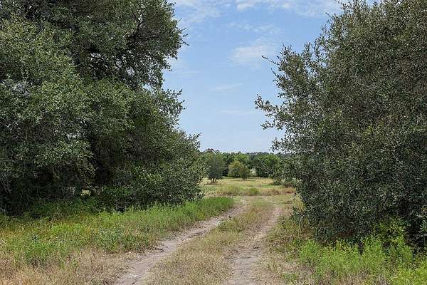 16 Acres of Recreational & Residential Land for Sale in Fayetteville, Texas