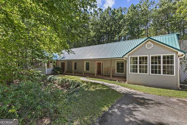 13 Acres of Recreational Land with Home for Sale in Douglasville, Georgia