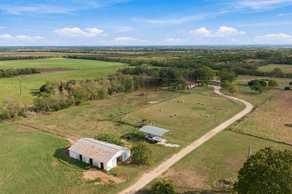 8.8 Acres of Land with Home for Sale in Waco, Texas