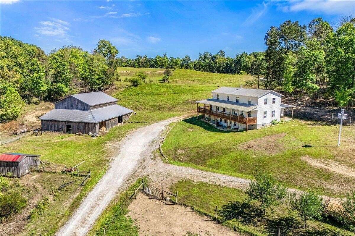 30 Acres of Agricultural Land with Home for Sale in McKee, Kentucky