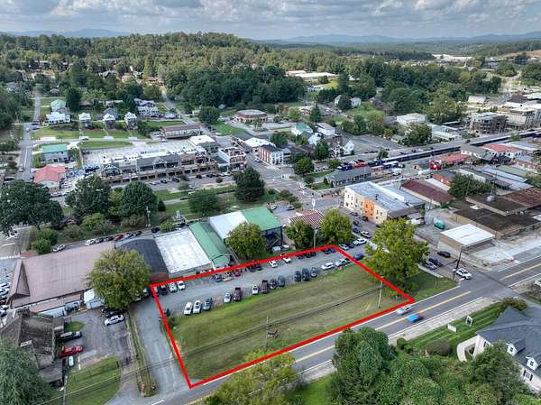 1 Acre of Mixed-Use Land for Sale in Blue Ridge, Georgia