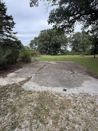 9 Acres of Land for Sale in Pembroke Township, Illinois