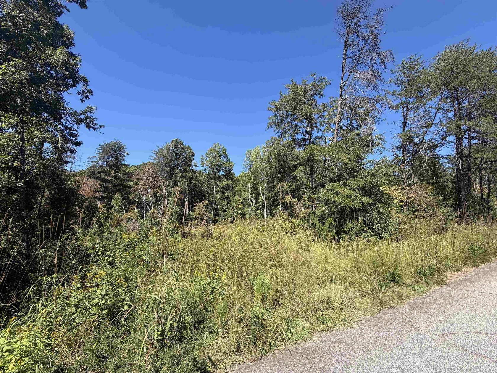 3 Acres of Residential Land for Sale in Chesnee, South Carolina