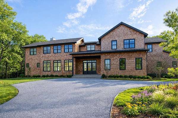1.5 Acres of Land with Home for Lease in Wainscott, New York