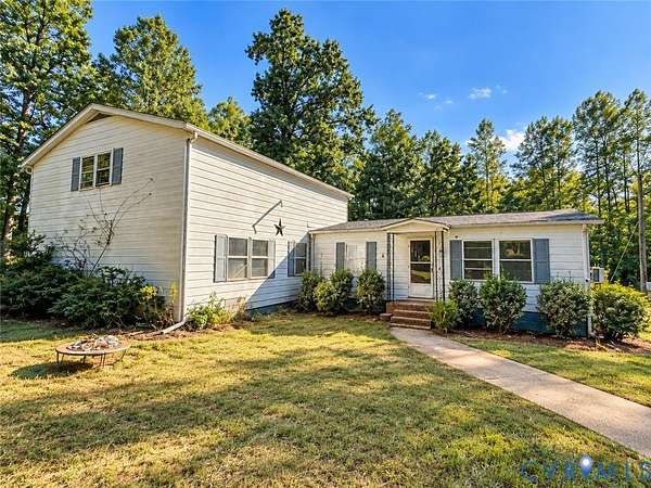 2.7 Acres of Land with Home for Sale in Meherrin, Virginia